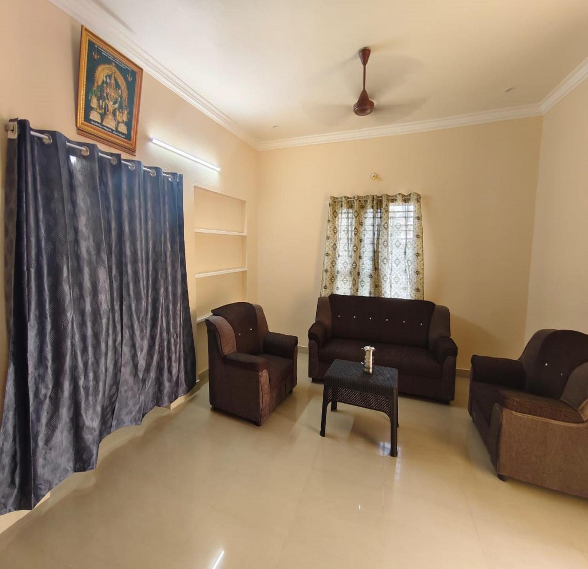 Arumugam Residency Ac Tiruchchendūr Exteriér fotografie
